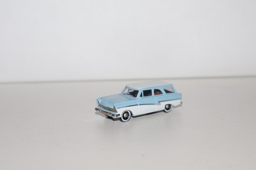 Brekina ford taunus 17m - 1:87,
